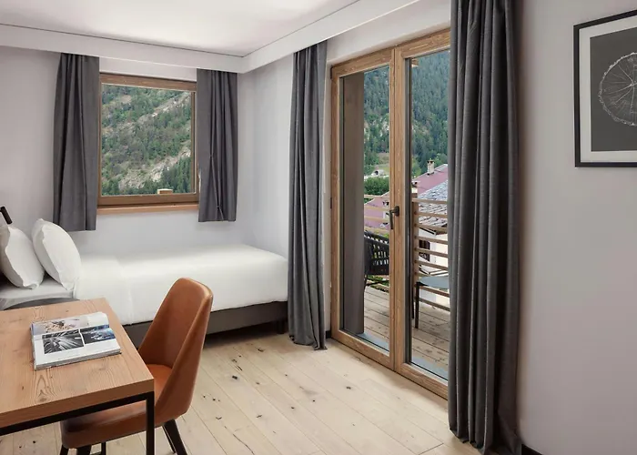 Le Geant, Courmayeur, By Marriott Bonvoy Hotel 3*